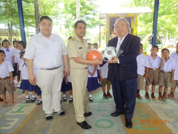 (project Hai) Footballs Donation